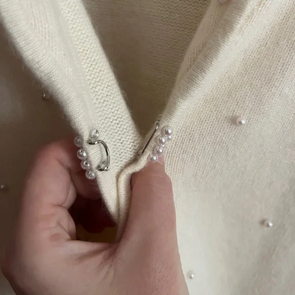 Jones New York Cream Jacket with pearl Embellishments - Picture 3 of 9